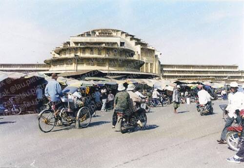 Marché central-de-Phnom Penh-Phsar Thmey extérieur