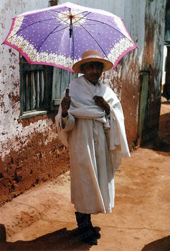 Madagascar-Soatanana7-parapluie